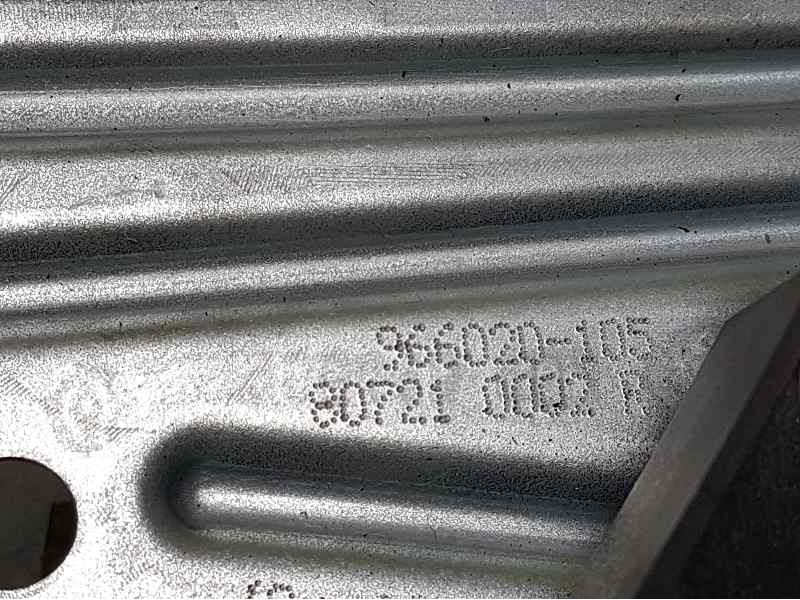 Recambio de elevalunas delantero izquierdo para renault megane iii berlina 5 p dynamique referencia OEM IAM 807210002R 966020105