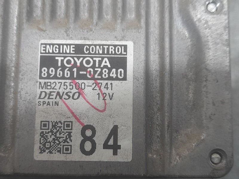 Recambio de centralita motor uce para toyota auris active referencia OEM IAM 896610Z840 2755002741 DENSO