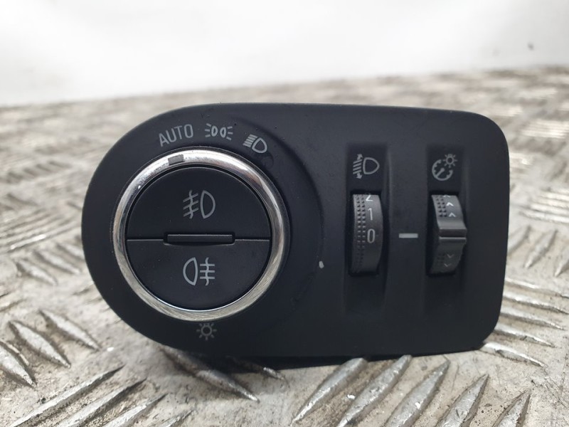 Recambio de mando luces para opel astra k lim. 5türig dynamic referencia OEM IAM 39050757 17016474 