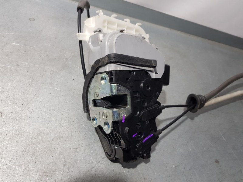 Recambio de cerradura puerta delantera izquierda para hyundai ioniq hybrid referencia OEM IAM 81310G20101JX  ELECTRICA 8 PINS