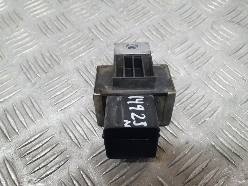 Recambio de caja precalentamiento para nissan qashqai (j10) acenta referencia OEM IAM 9640469680A  