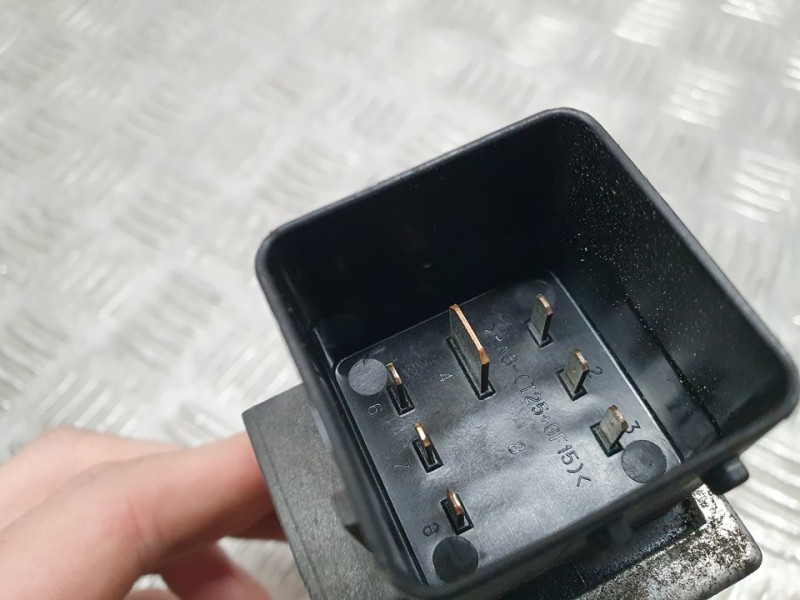 Recambio de caja precalentamiento para nissan qashqai (j10) acenta referencia OEM IAM 9640469680A  