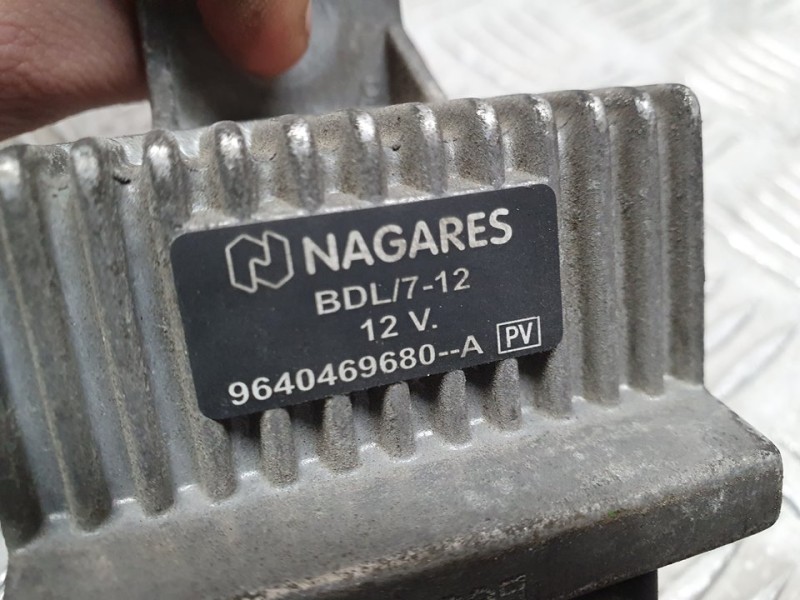 Recambio de caja precalentamiento para nissan qashqai (j10) acenta referencia OEM IAM 9640469680A  