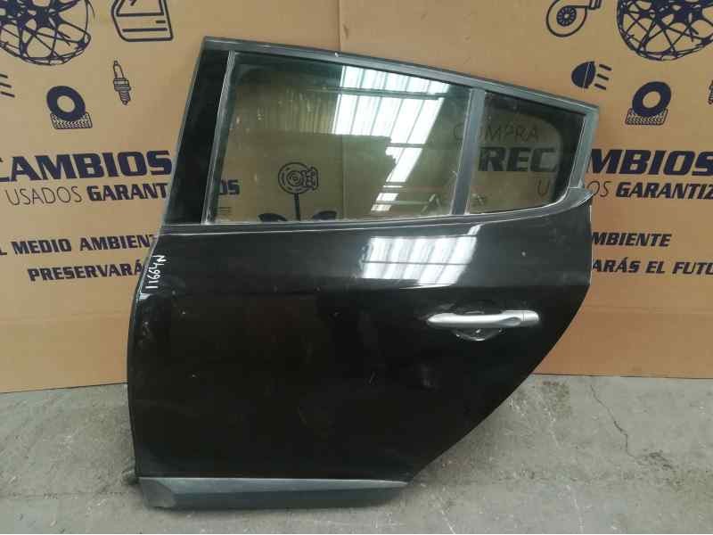Recambio de puerta trasera izquierda para renault megane iii berlina 5 p dynamique referencia OEM IAM 821010108R  
