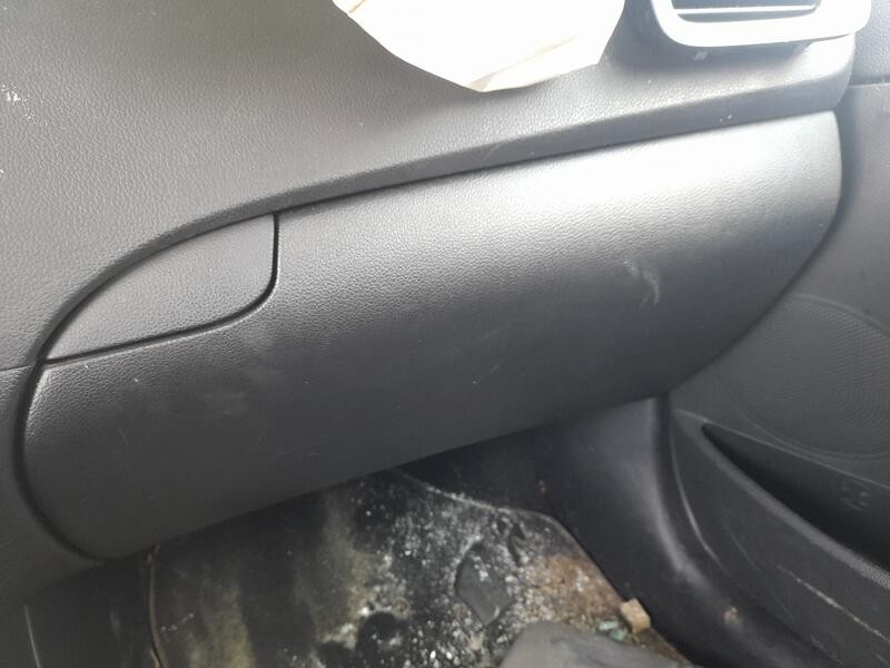 Recambio de guantera para kia cee´d (jd) 1.0 t-gdi referencia OEM IAM 84510A2100WK  