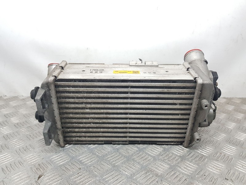 Recambio de intercooler para kia cee´d (jd) 1.0 t-gdi referencia OEM IAM 2827004500  