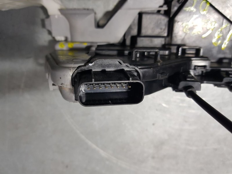 Recambio de cerradura puerta delantera izquierda para hyundai ioniq hybrid referencia OEM IAM 81310G20101JX  ELECTRICA 8 PINS