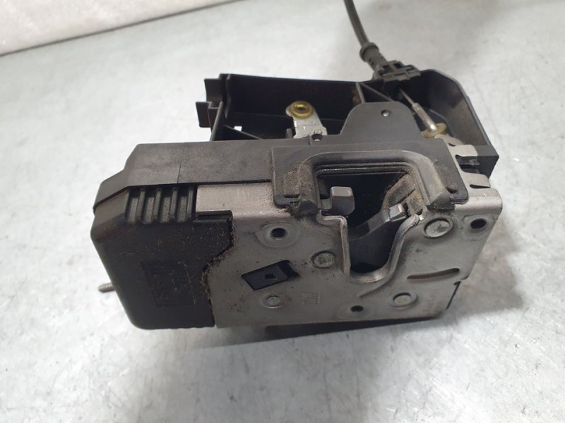 Recambio de cerradura puerta delantera izquierda para renault trafic caja cerrada (ab 4.01) l1h1 caja cerrada, corto referencia 