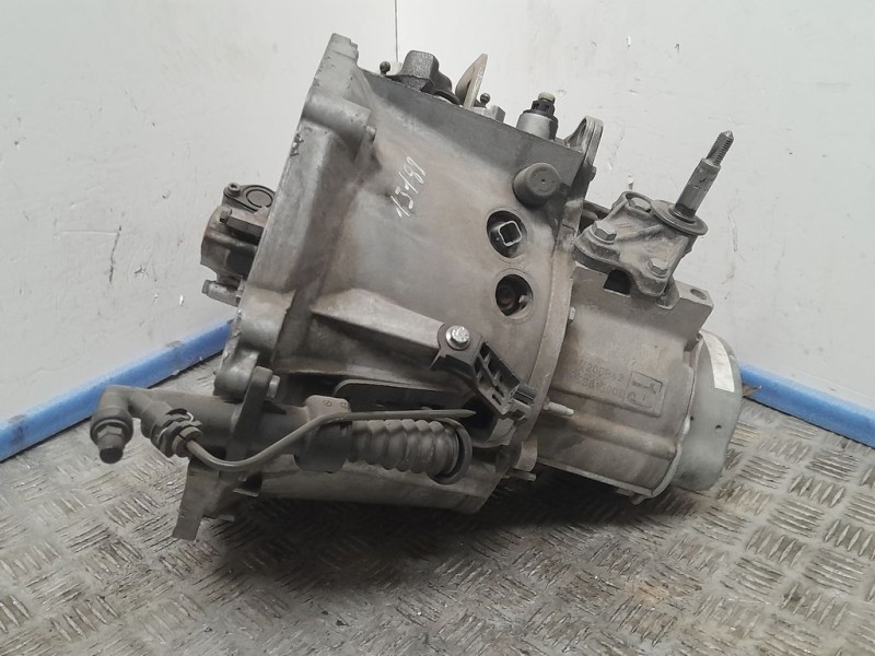 Recambio de caja cambios para citroën c4 berlina exclusive referencia OEM IAM 20DP42 3815900 5VELOCIDADES