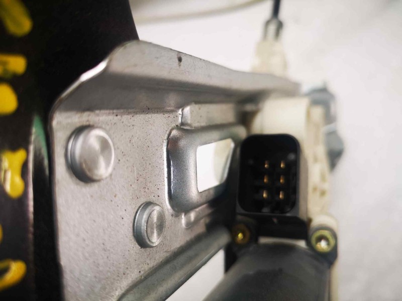 Recambio de elevalunas delantero derecho para mercedes-benz clase c (w203) berlina 2.7 cdi 20v cat referencia OEM IAM A211820174