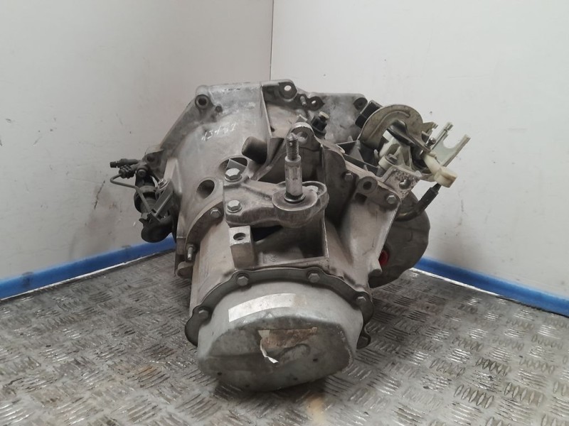 Recambio de caja cambios para citroën c4 berlina exclusive referencia OEM IAM 20DP42 3815900 5VELOCIDADES