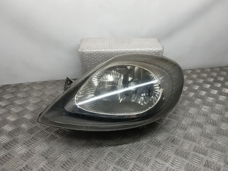 Recambio de faro izquierdo para renault trafic caja cerrada (ab 4.01) l1h1 caja cerrada, corto referencia OEM IAM 084421133L  DE
