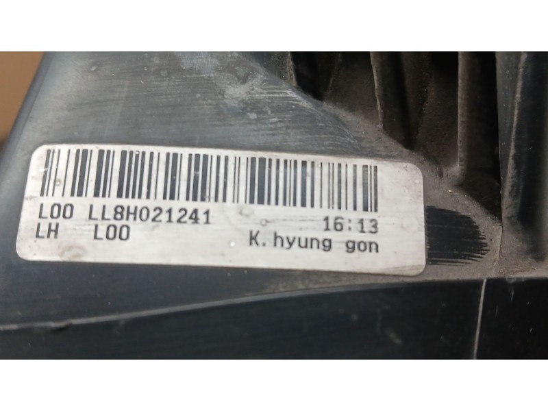 Recambio de faro izquierdo para ssangyong korando (c300) 1.5 referencia OEM IAM 8310137001  