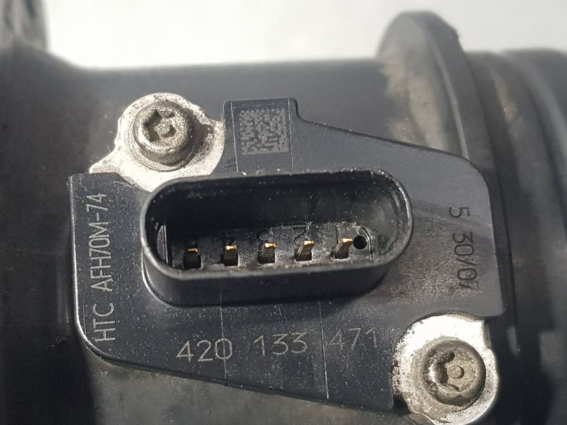 Recambio de caudalimetro para audi a5 coupe (8t) 2.7 tdi referencia OEM IAM 420133471 AFH70M74 