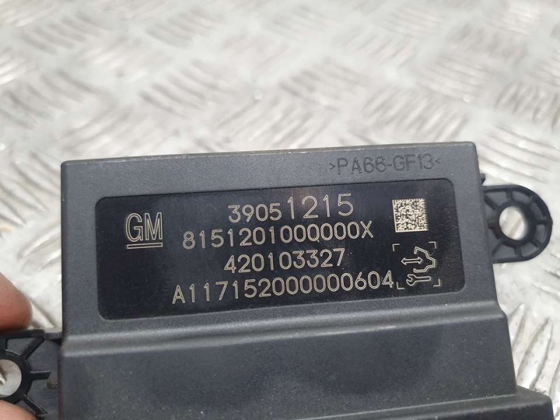 Recambio de modulo electronico para opel astra k lim. 5türig dynamic referencia OEM IAM 39051215 420103327 