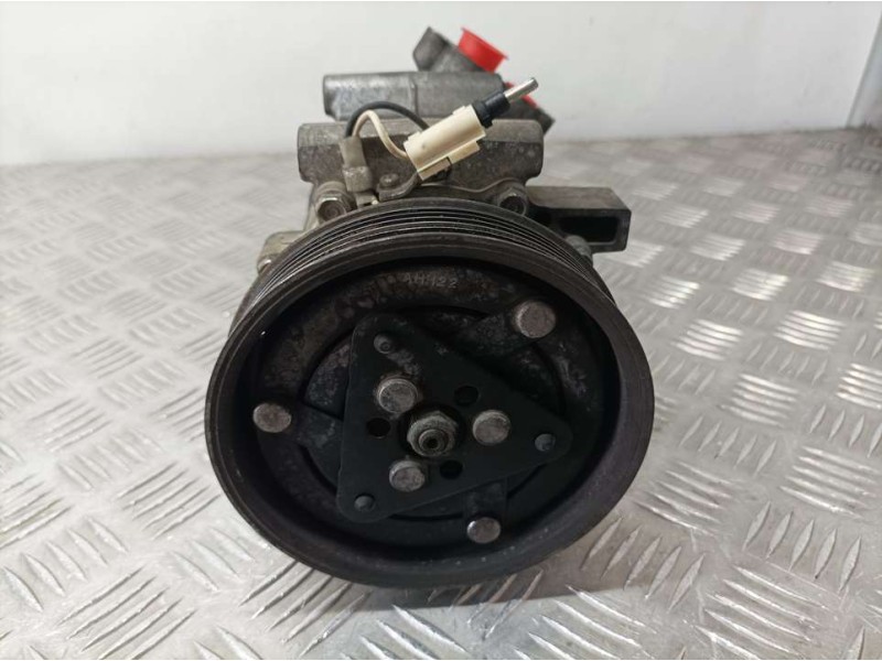 Recambio de compresor aire acondicionado para renault kangoo (f/kc0) authentique referencia OEM IAM 8200716562 SD6V12 SANDEN