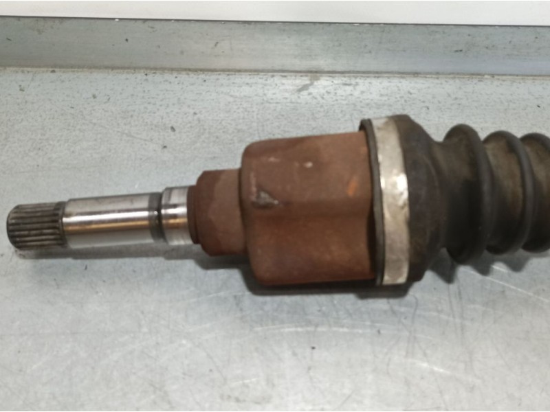 Recambio de transmision delantera derecha para peugeot 207 x-line referencia OEM IAM 9651040480  