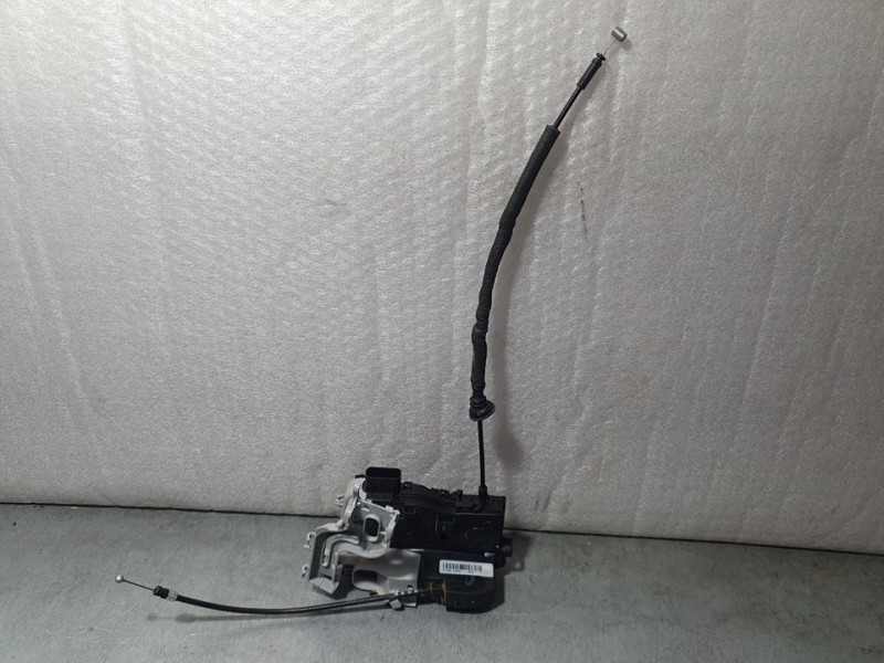Recambio de cerradura puerta delantera derecha para hyundai ix20 gls style referencia OEM IAM 813201K020  6 PINES