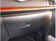 Recambio de guantera para citroën c3 iii (sx) 1.2 vti 82 referencia OEM IAM 98124977ZD  