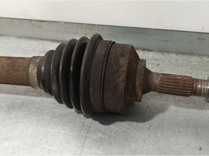 Recambio de transmision delantera derecha para peugeot 207 x-line referencia OEM IAM 9651040480  