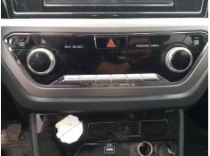 Recambio de mando climatizador para ssangyong korando (c300) 1.5 referencia OEM IAM 6872037090LAX  