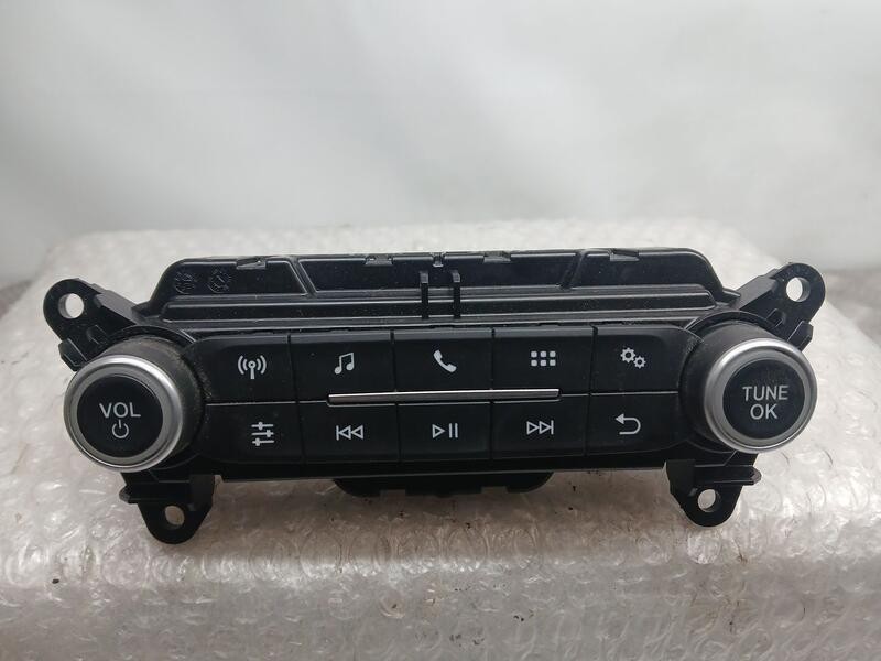 Recambio de mando multifuncion para ford tourneo courier (c4a) trend referencia OEM IAM JT7618K811LB INFOENTRETENIMIENTO 14F571B