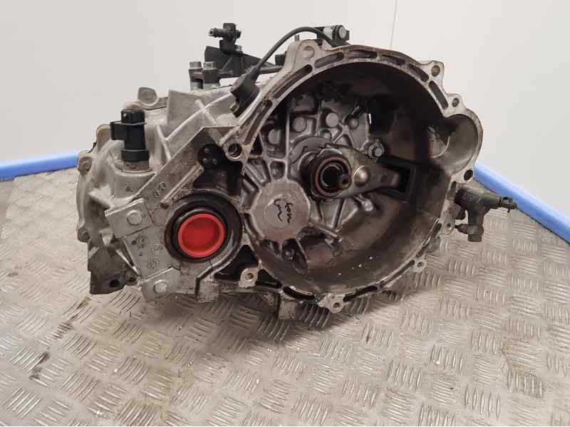 Recambio de caja cambios para hyundai i20 style s referencia OEM IAM WCM60APU 85665106 6VELOCIDADES