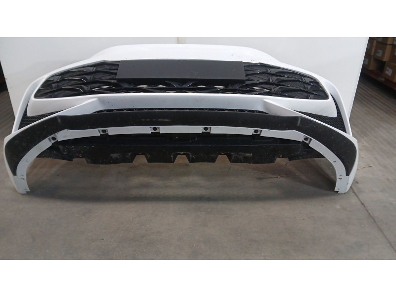 Recambio de paragolpes delantero para mg mg 3 (5fp) mg 3 1.5 referencia OEM IAM 11202201  ROZADO