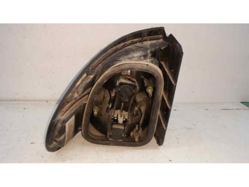Recambio de piloto trasero derecho para renault laguna (b56) 1.9 dci rt referencia OEM IAM   