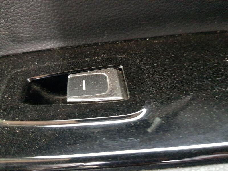 Recambio de mando elevalunas trasero derecho para ssangyong korando (c300) 1.5 referencia OEM IAM 8585037100HFB  