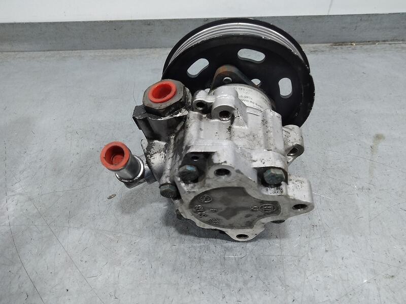 Recambio de bomba direccion para volkswagen passat berlina (3b3) advance referencia OEM IAM 8D0145156T  