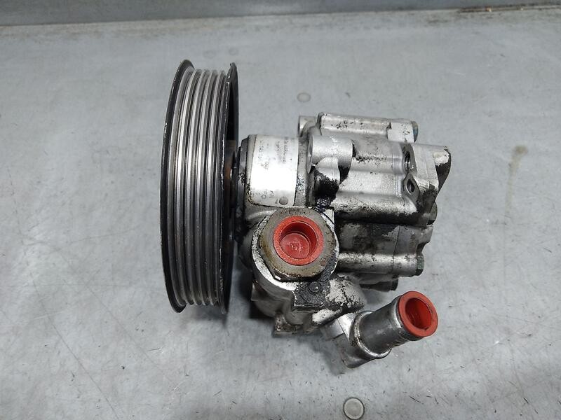 Recambio de bomba direccion para volkswagen passat berlina (3b3) advance referencia OEM IAM 8D0145156T  