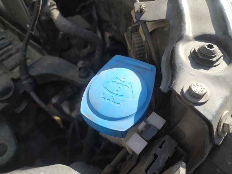 Recambio de deposito limpia para seat arona style edition referencia OEM IAM 2Q0955453F  