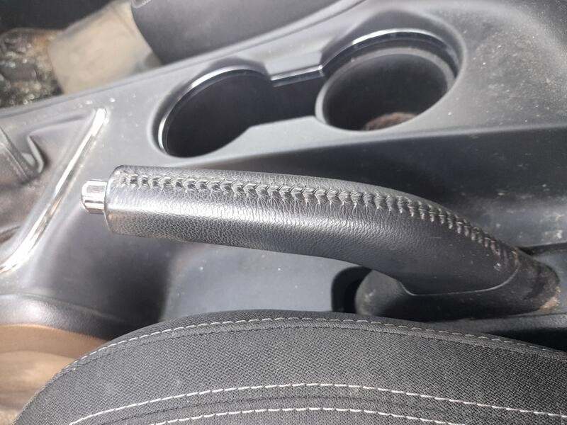 Recambio de palanca freno de mano para kia cee´d (jd) 1.0 t-gdi referencia OEM IAM 59710A2050WK  