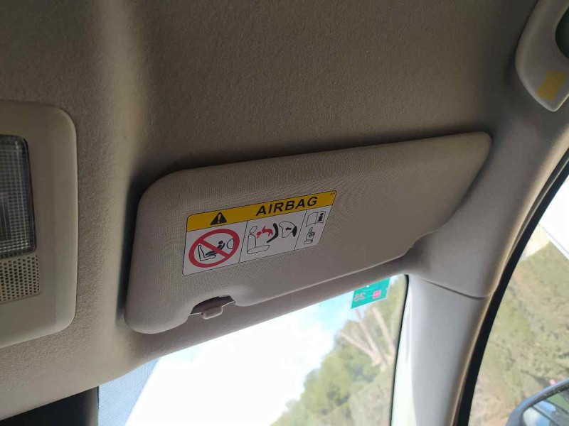 Recambio de parasol derecho para mazda 2 lim. () black tech edition referencia OEM IAM DB5J69320A75  