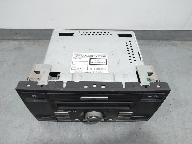 Recambio de sistema audio / radio cd para ford focus berlina (cap) ambiente (d) referencia OEM IAM 10r023539 e11033539 