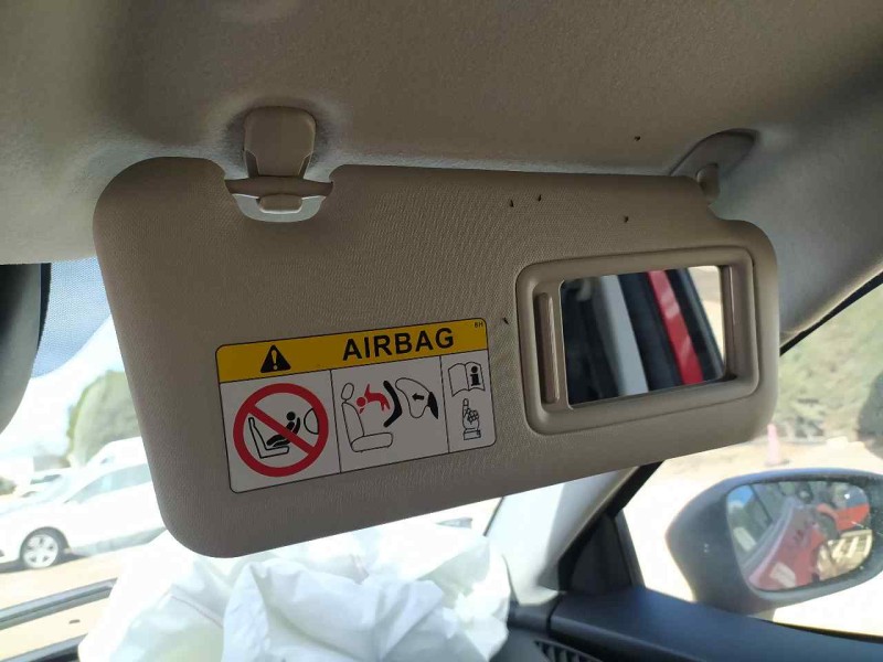 Recambio de parasol derecho para mazda 2 lim. () black tech edition referencia OEM IAM DB5J69320A75  