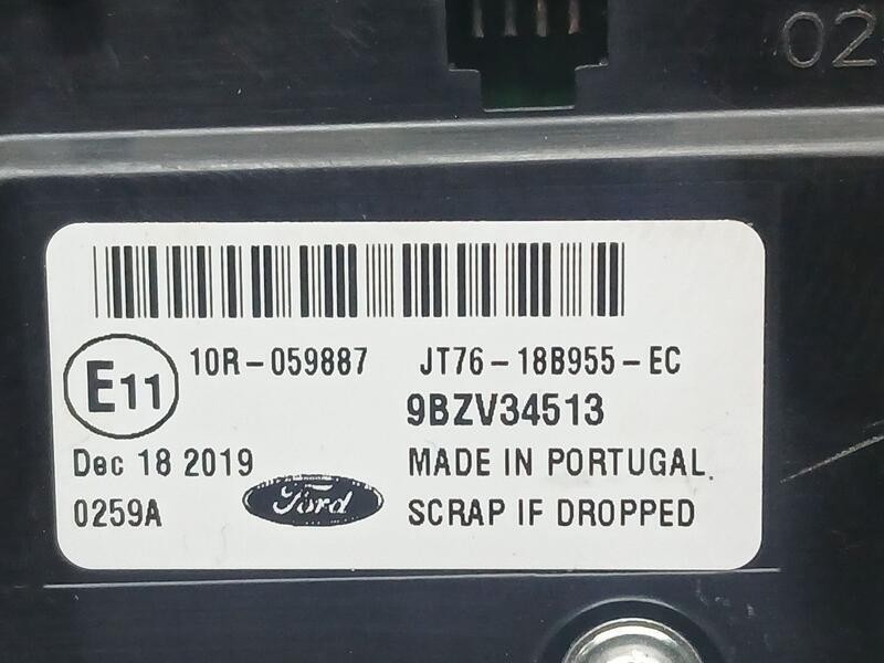 Recambio de sistema navegacion gps para ford tourneo courier (c4a) trend referencia OEM IAM JT7618B955EC PANTALLA GPS 9BZV34513