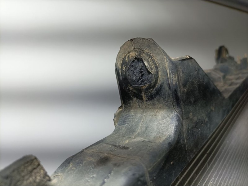 Recambio de radiador agua para ford ranger (tke) doppelkabine 4x4 xl referencia OEM IAM 2117283  PATA ROTA