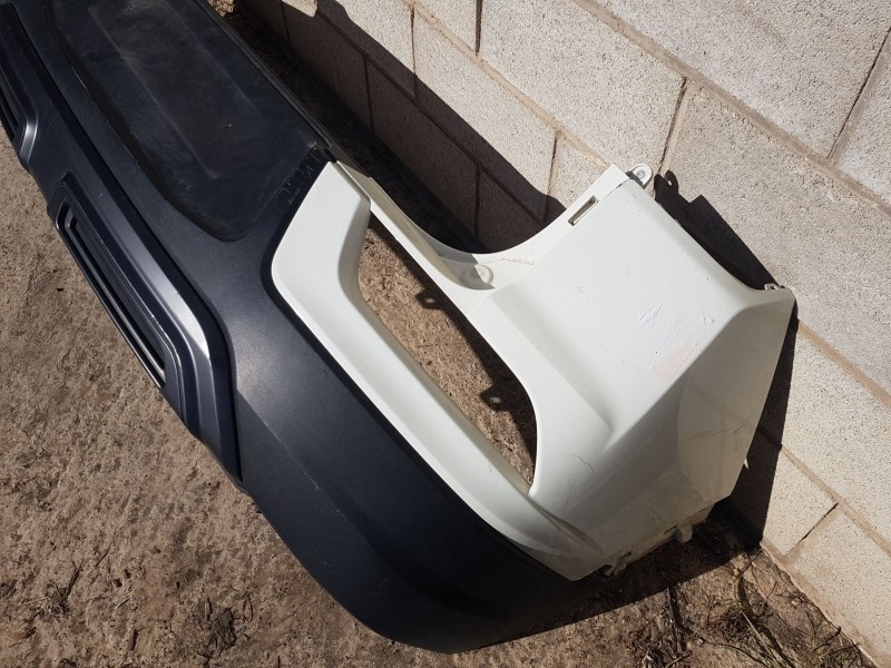 Recambio de paragolpes trasero para ssangyong korando (c300) 1.5 referencia OEM IAM 7881237000  