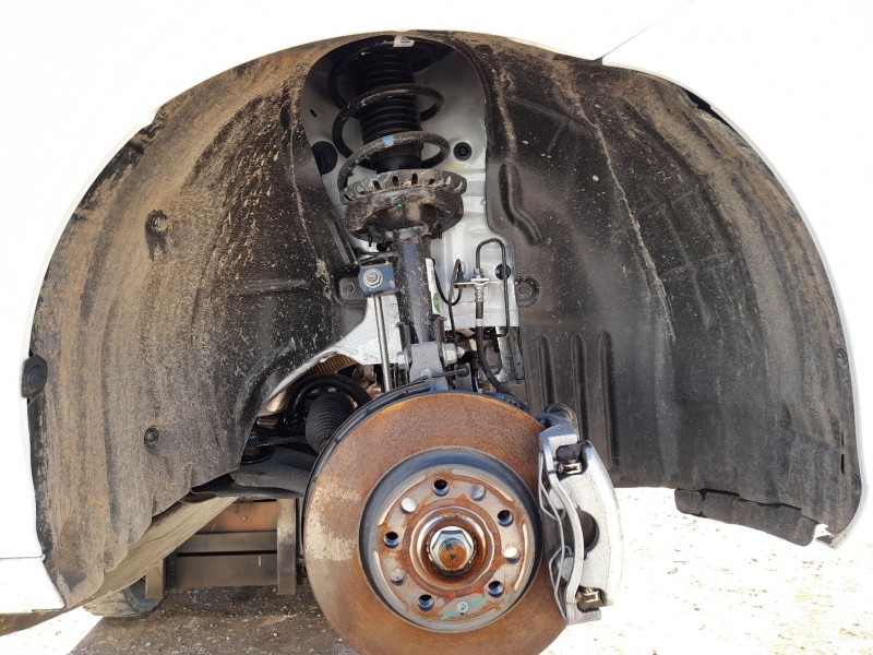 Recambio de plastico pase rueda del. dch. para mg mg 3 (5fp) mg 3 1.5 referencia OEM IAM 11203085  