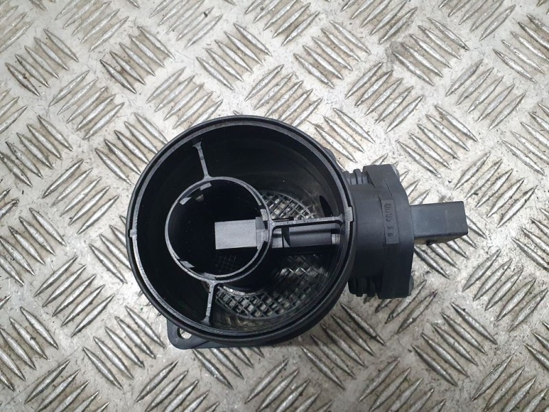 Recambio de caudalimetro para audi a3 sportback (8p) 2.0 tdi attraction referencia OEM IAM 074906461B 0281002461 