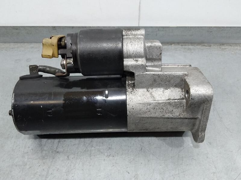 Recambio de motor arranque para volkswagen passat berlina (3b3) advance referencia OEM IAM 068911024HV 0001124020 Bosch