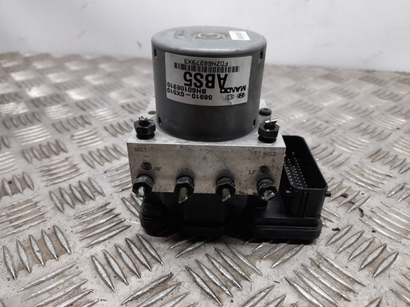 Recambio de abs para hyundai i10 classic referencia OEM IAM 589100X510 ABS5 