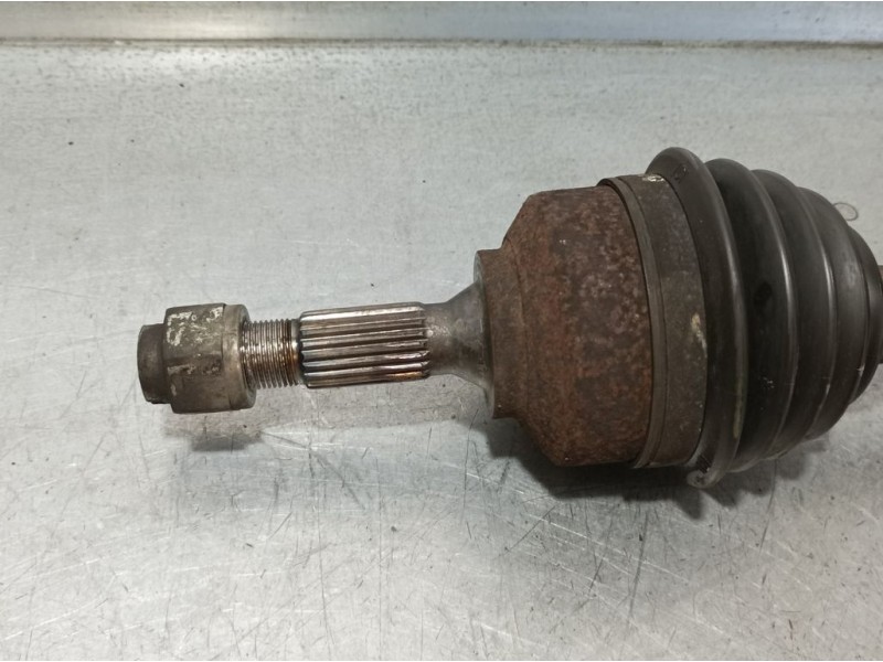 Recambio de transmision delantera izquierda para peugeot 207 x-line referencia OEM IAM 9651040580  