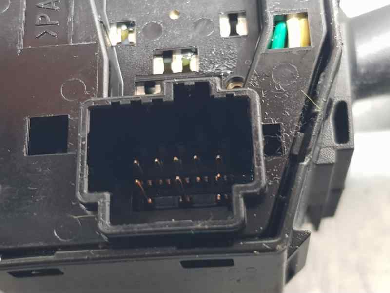 Recambio de mando intermitentes para ford focus lim. (cb4) trend referencia OEM IAM 13335BD  