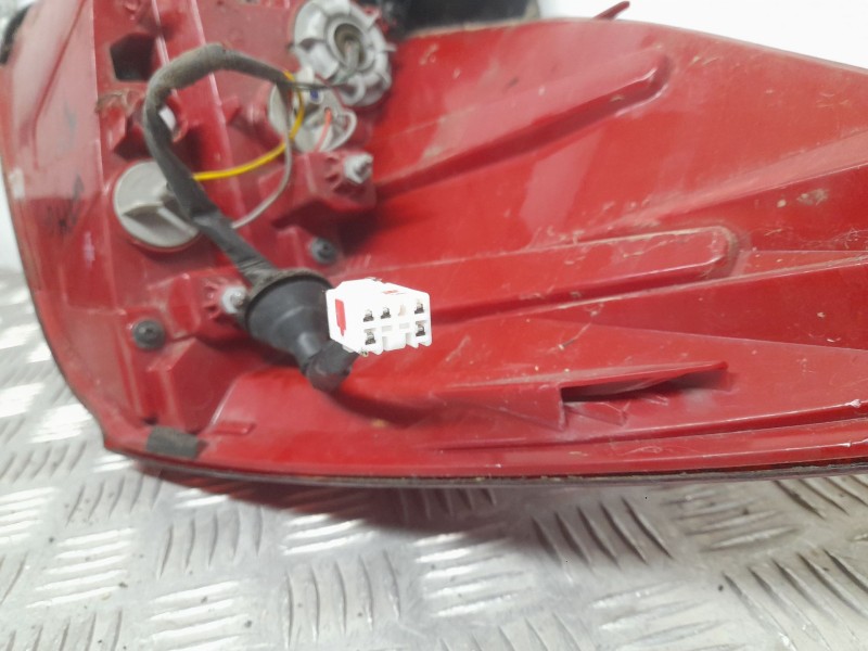 Recambio de piloto trasero izquierdo para kia cee´d (jd) 1.0 t-gdi referencia OEM IAM 92401A27  