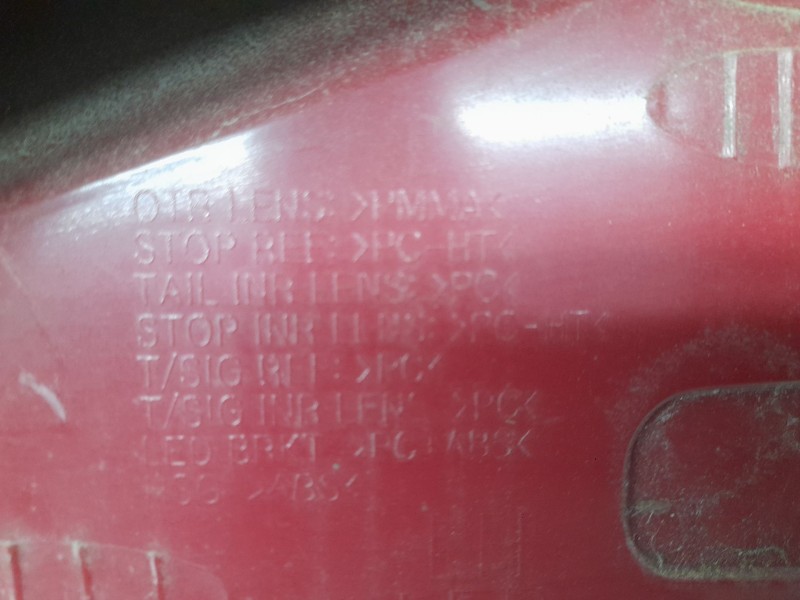 Recambio de piloto trasero izquierdo para kia cee´d (jd) 1.0 t-gdi referencia OEM IAM 92401A27  