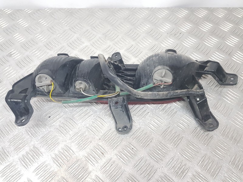 Recambio de piloto trasero derecho paragolpes para ssangyong korando (c300) 1.5 referencia OEM IAM 8390237101  