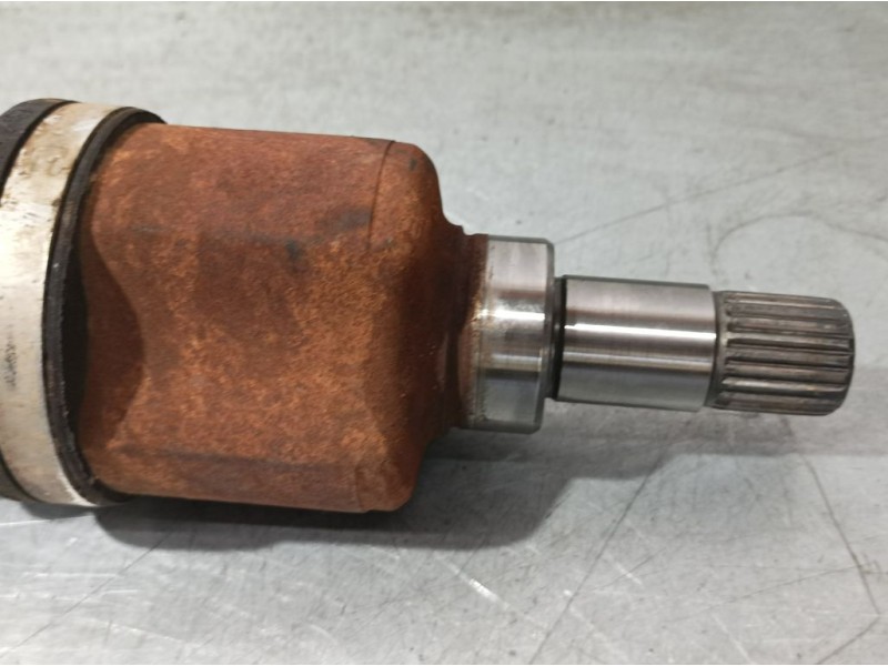 Recambio de transmision delantera izquierda para peugeot 207 x-line referencia OEM IAM 9651040580  